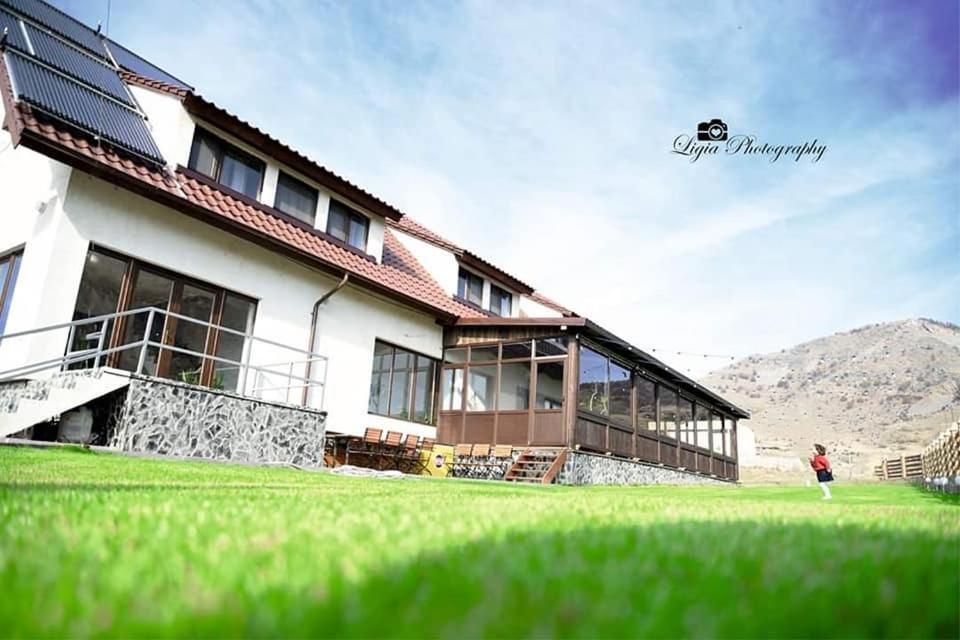 Relax Hotel Greci Exterior photo